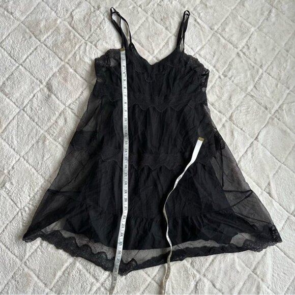 Victoria's Secret | Dream Angels Black Chantilly Lace & Tulle Slip | Size Small - Picture 9 of 9